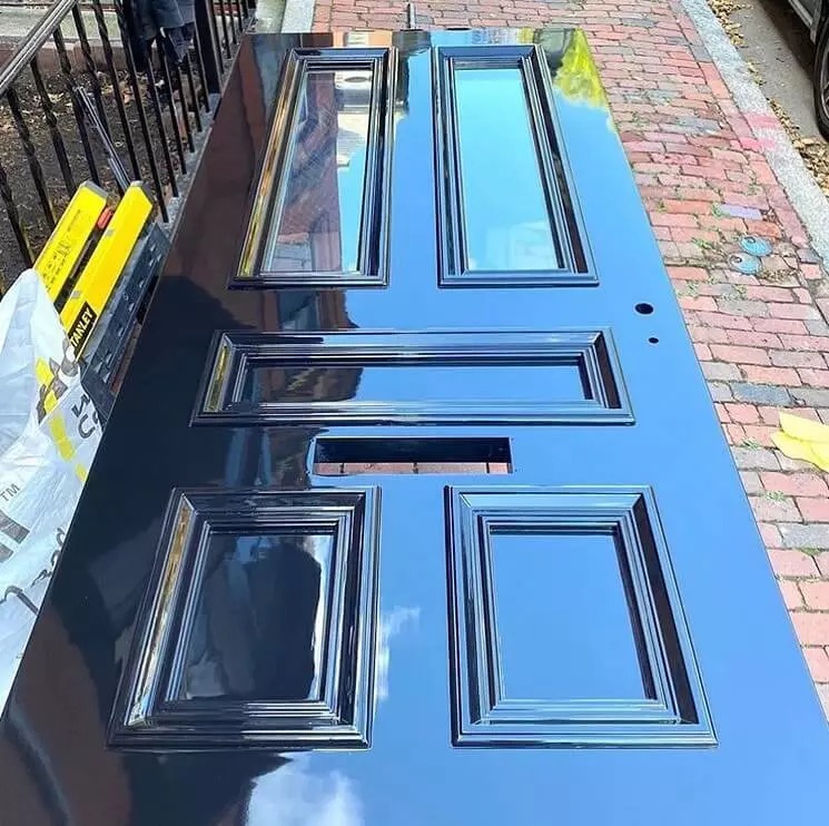 photo of high shine paint on door in color black