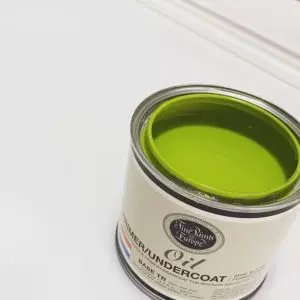 high gloss paint in interior room