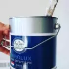 high gloss paint in interior room