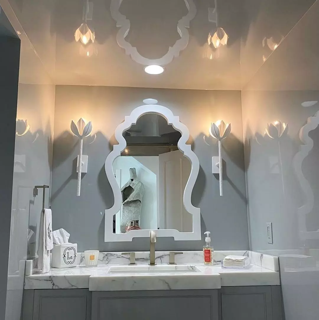 high shine painted bathroom