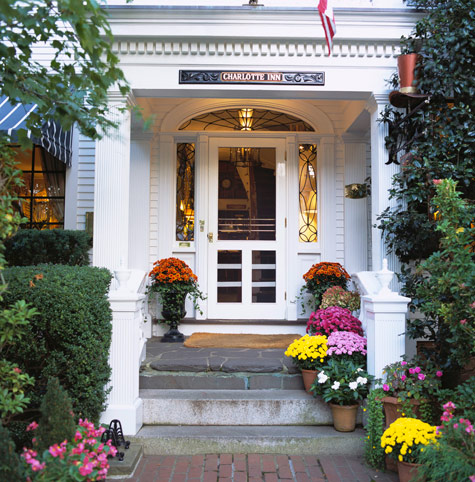 CI_Entry high gloss paint on building