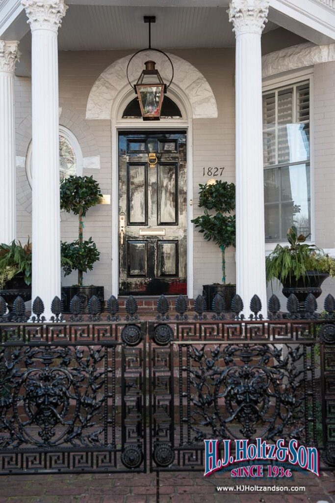 H-J-Holtz-gallery-15 high gloss paint in interior room