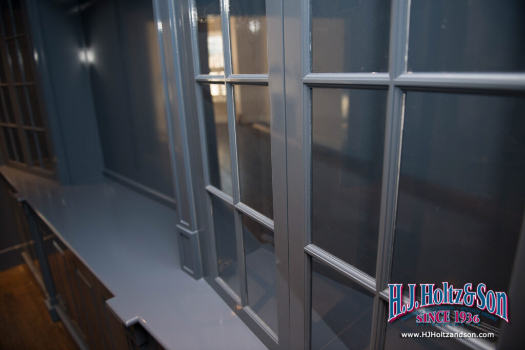 H-J-Holtz-gallery-5 high gloss paint in interior room