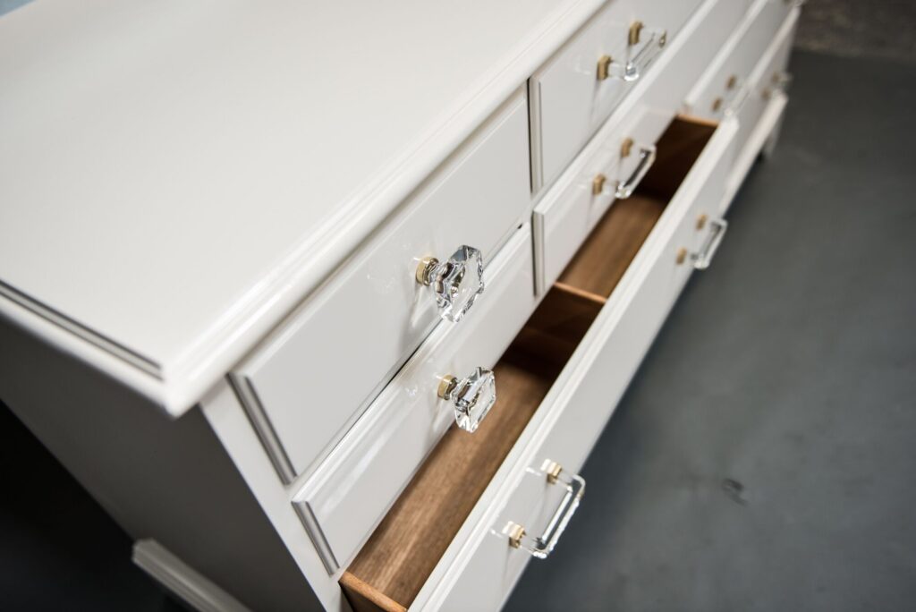 H-J-Holtz-gallery-8 high gloss paint in interior room