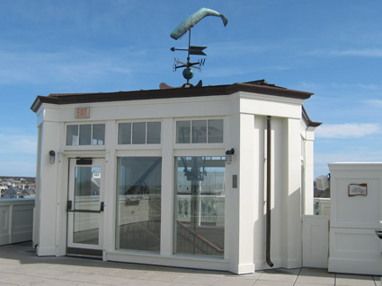 Whaling-Museum-3 high gloss paint on building