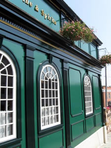 dublinpub006 high gloss paint example