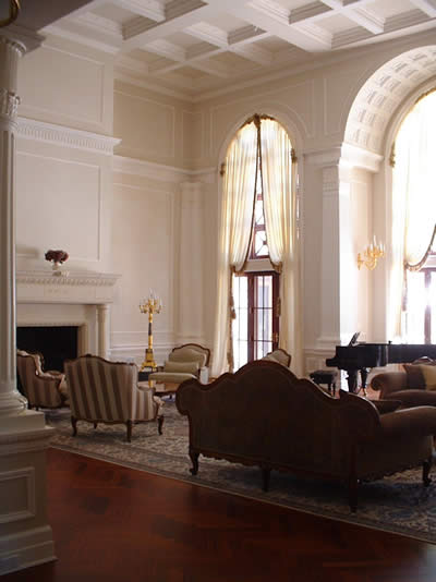 lewicki_1 high gloss paint example