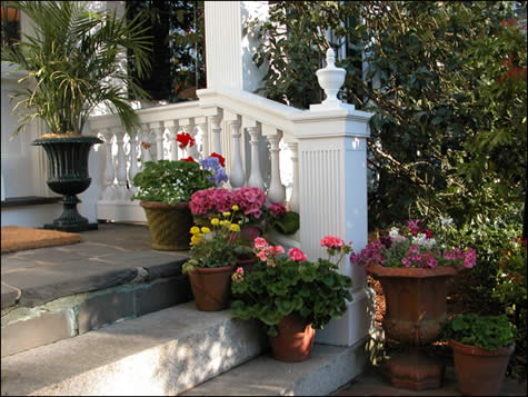 outside_steps high gloss paint on building